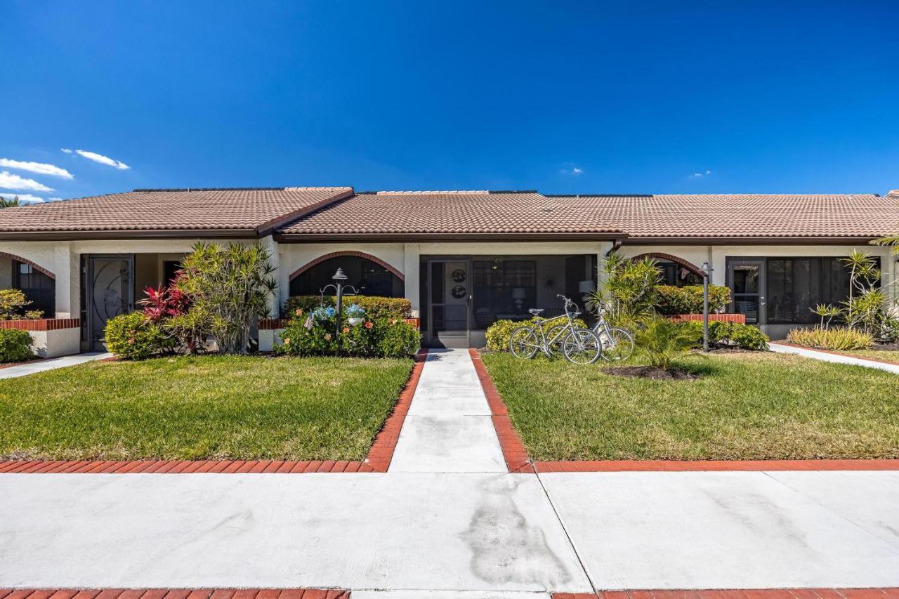 Association, Tennis Courts And Pool, Sleeps 4 - Cinnamon Cove Cozy Condo フォートマイヤーズ エクステリア 写真